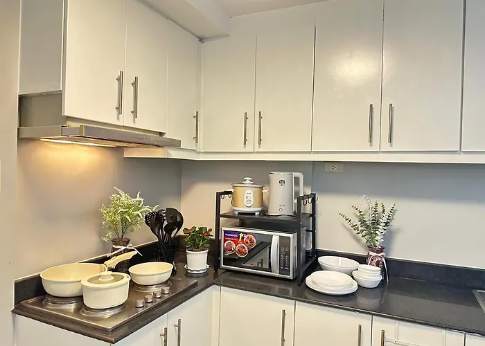 A & M Vacay - Sea Residences Mall Of Pasay 4*