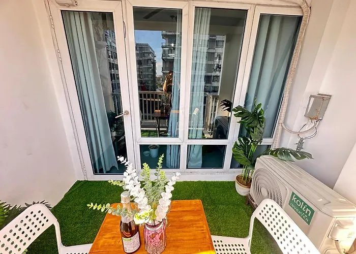 Aparthotel A & M Vacay - Sea Residences Mall Of Pasay Manila