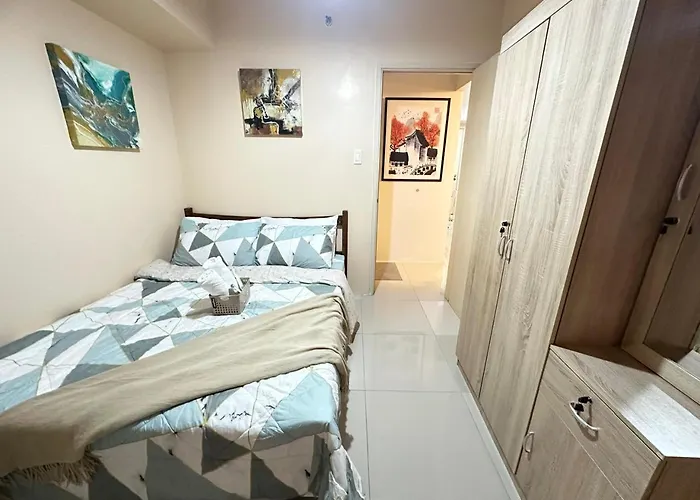 A & M Vacay - Sea Residences Mall Of Pasay 4*